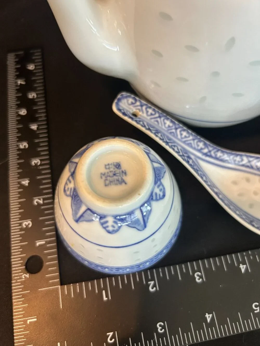 Chinese Rice Grain Porcelain Tea Set - Blue White Teapot 2 Cups Spoon Jingdezhen